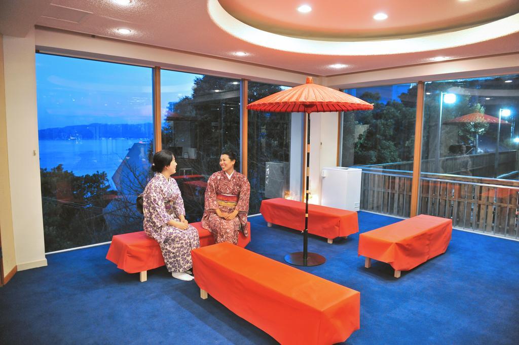 Onsen Hostel Hinoemi Atami  Kültér fotó