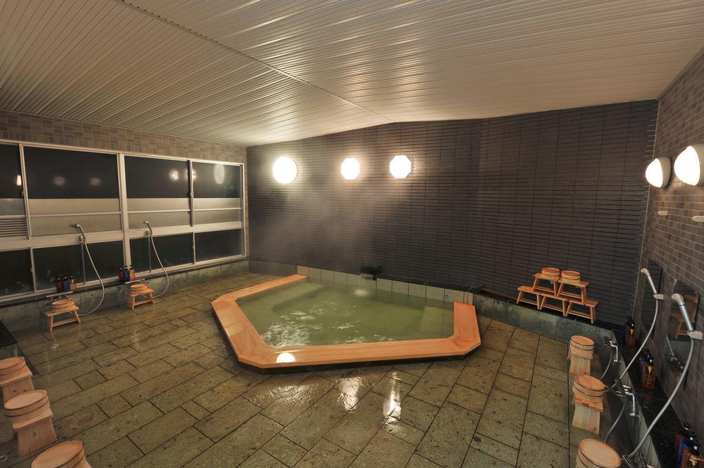 Onsen Hostel Hinoemi Atami  Kültér fotó